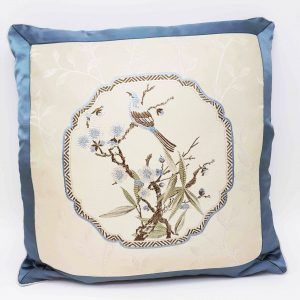 MIYAKI SWALLOW BIRD CUSHION