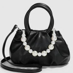 Lavitta (Black)