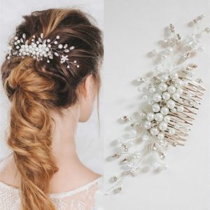 Serena pearl hair accessory