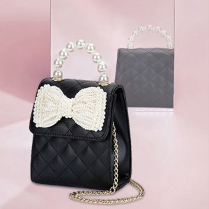 Le papillon (Black)