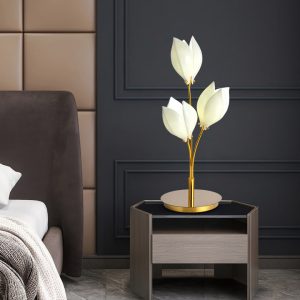 Blooming Lotus (73cm)Table Lamp
