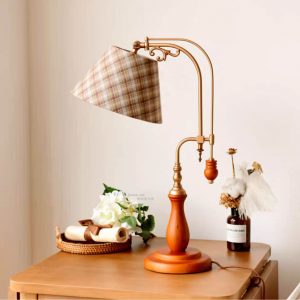 Lexley table lamp
