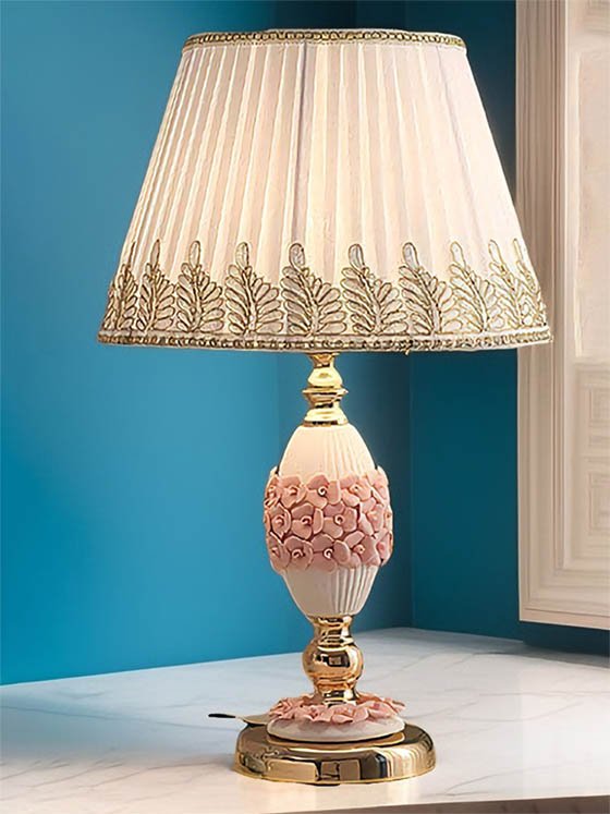 Audrey Table lamp (Pink)