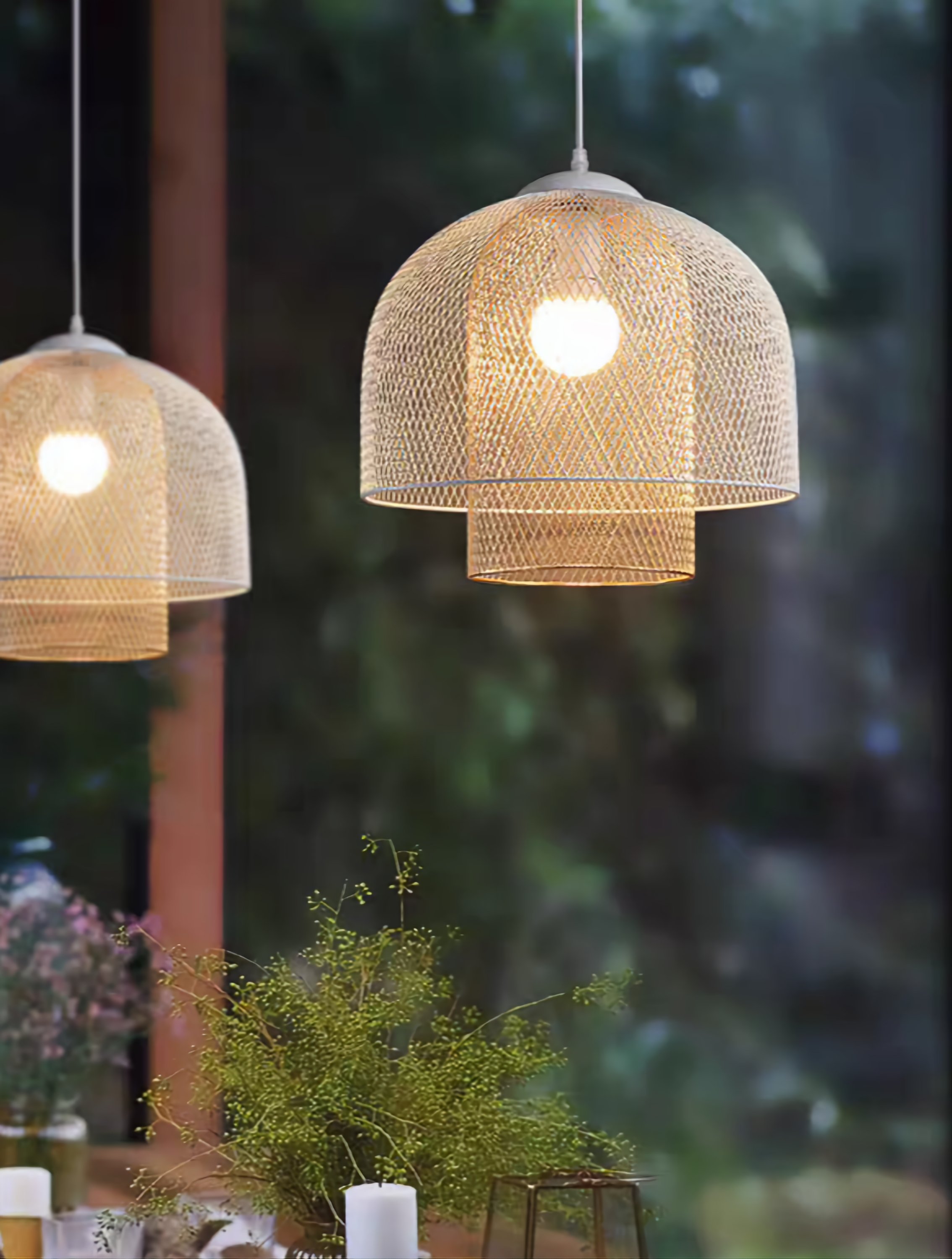 Levi Pendant Light (Golden)